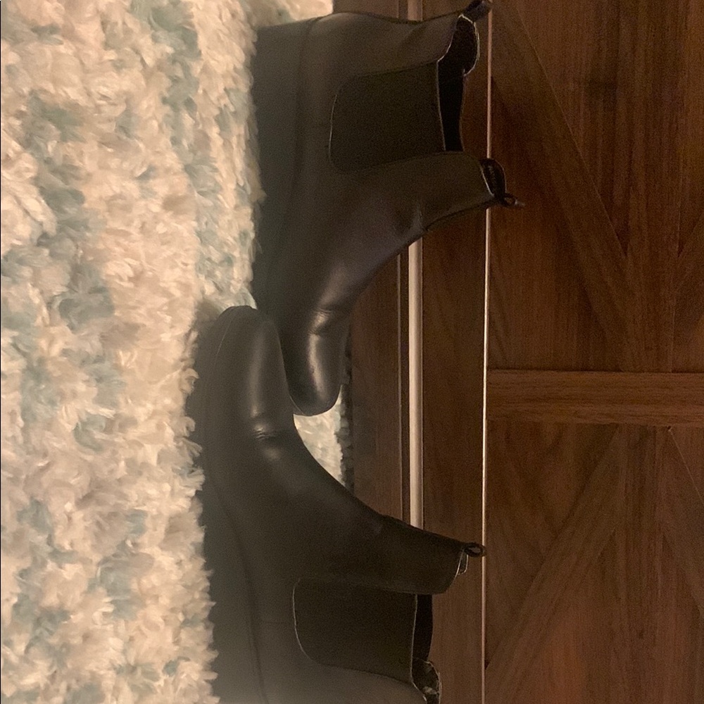 Cole Hahn Waterproof Black Leather Ankle Boots